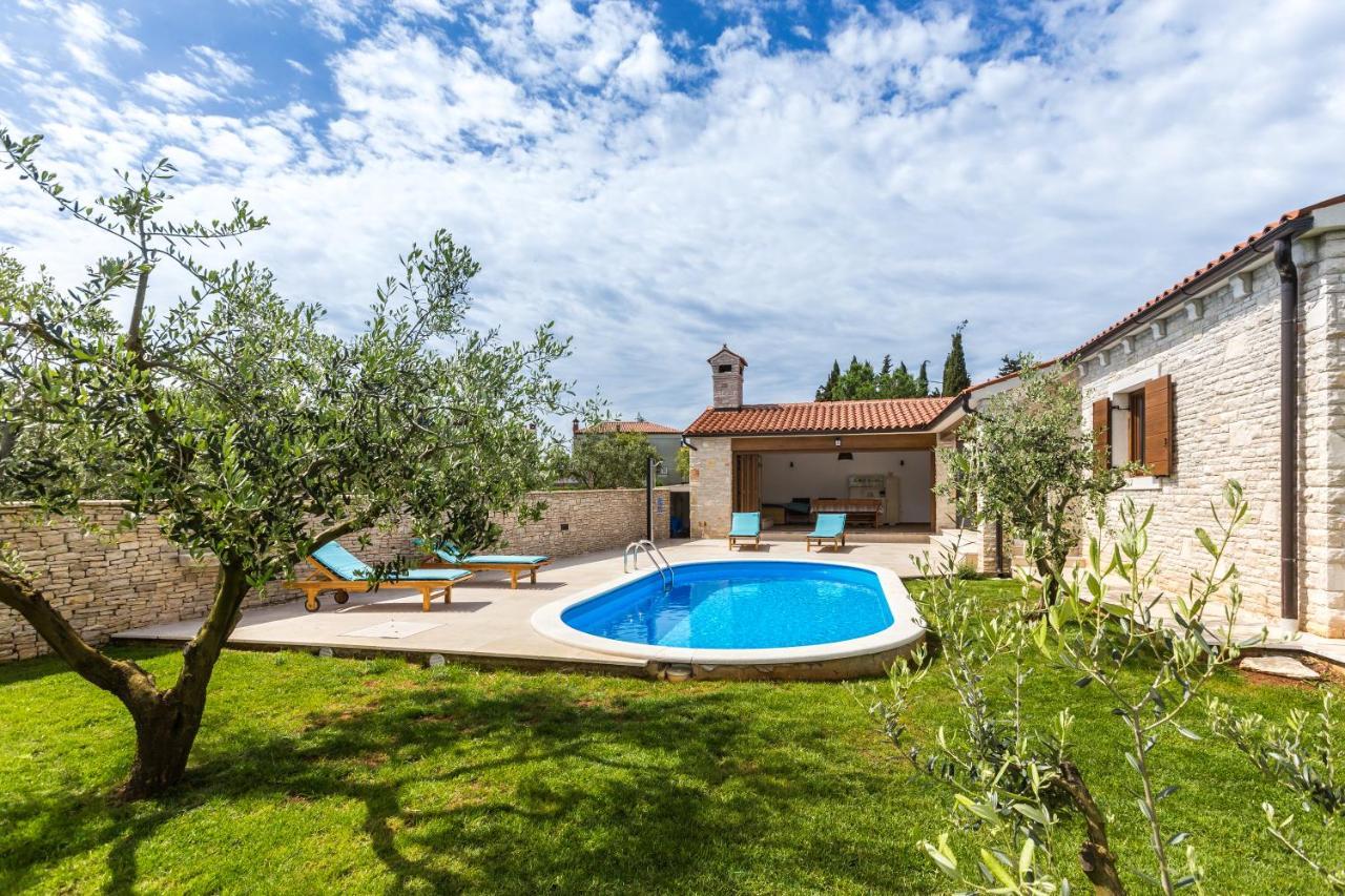 Villa Vignola Kavran Exterior photo